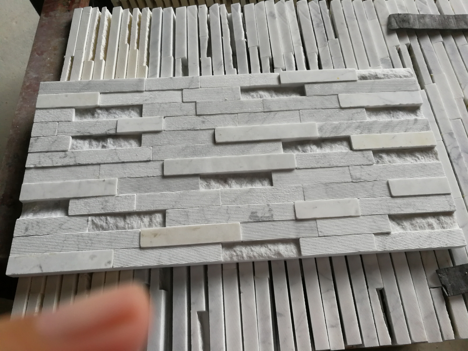 Carrara Marble ,White Marble, Italy Carrara Marble Split and grooved Face Culture Stone,Ledge Stone ,Wall Cladding Panel,Stacked Stone Veneer( Corner Stone ,Brick Stacked Stone),Exposed Wall Stone