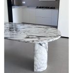 Modern Oval Marble Dining Table In Calacatta Viola Marble -