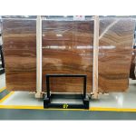 Chinese Red Wood Grain Marble Wall Cladding For Showroom -