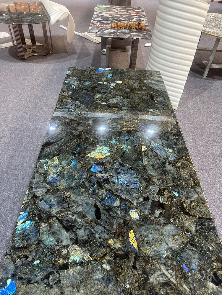 lemurian-blue-granite-flash-detail