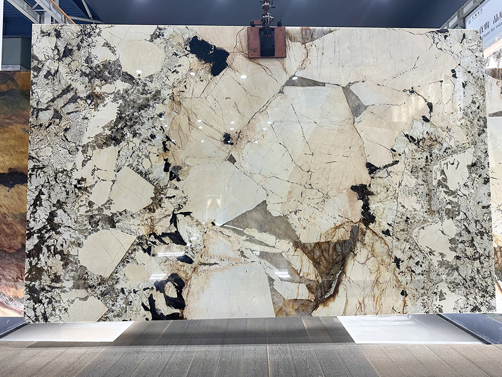 luxury-patagonia-quartzite-kitchen-island
