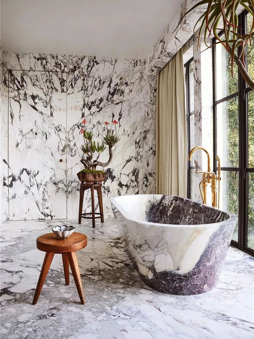 The processing process behind the high-value natural stone bathtub